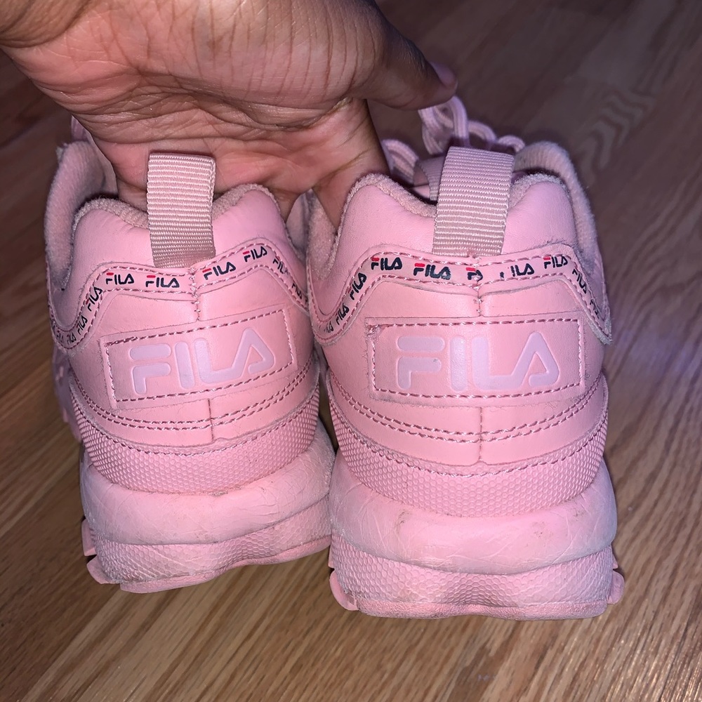 Filas - Picture 2 of 3